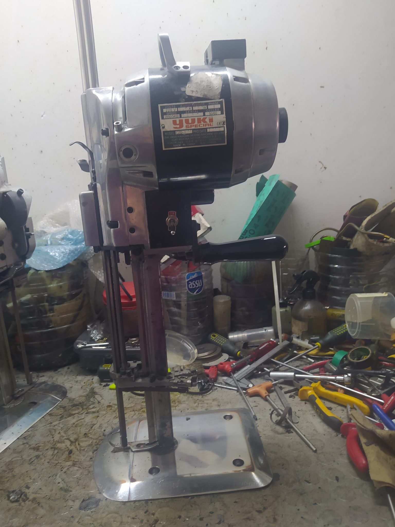 Satılık 12 inç YUKİ Kumaş Kesim Motoru